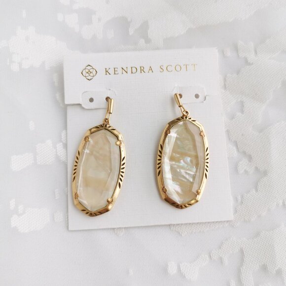 Kendra Scott Elle Vintage Gold Etch Frame Earrings Abalone - Picture 3 of 3